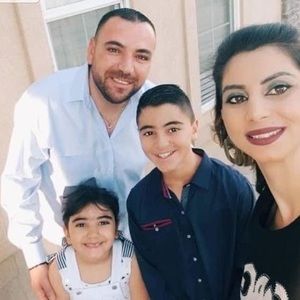 Meet your Posher, Rasem